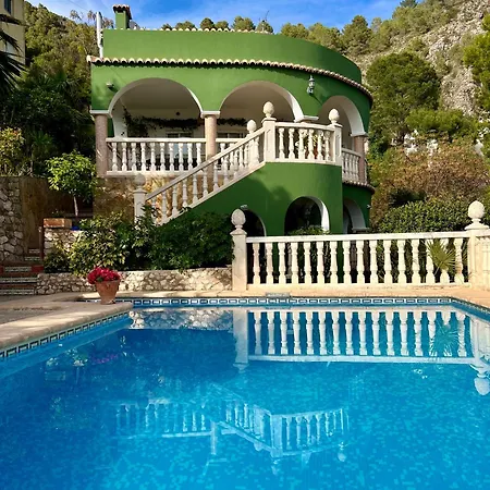 Villa Beautiful 6 Bedroom With Pool